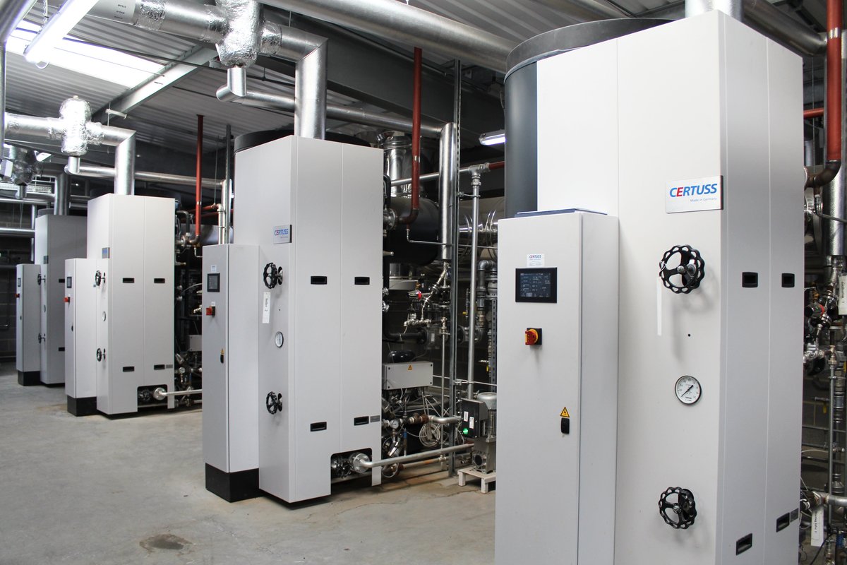 24/7 steam supply with four 1,800 kg/h UNIVERSAL TC units