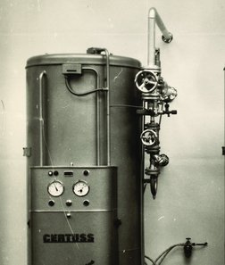 Chaudière à vapeur de 1970